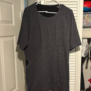 Lululemon short sleeve - flawless worn a few times